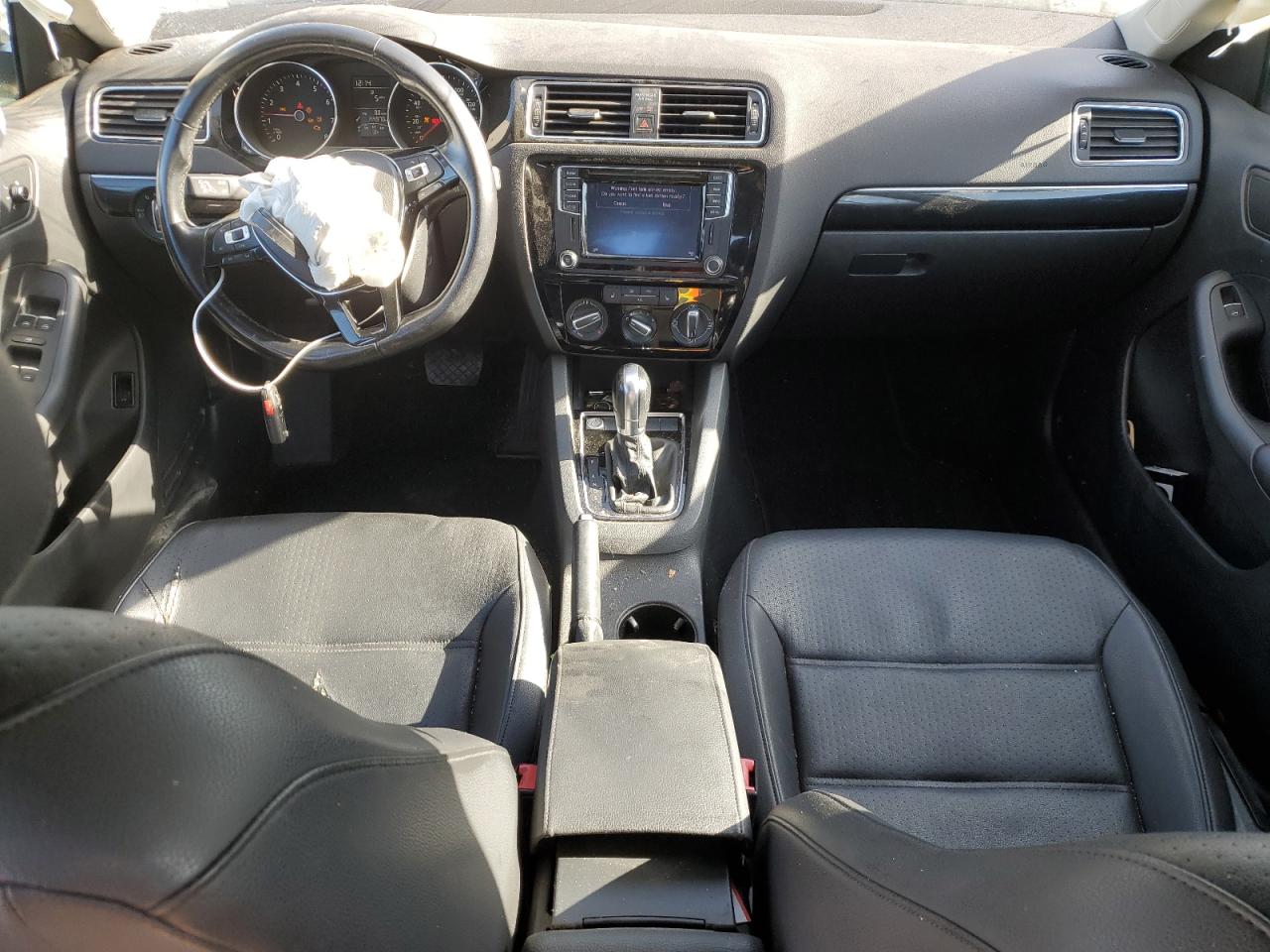 3VWL17AJ5GM220331 2016 Volkswagen Jetta Sel