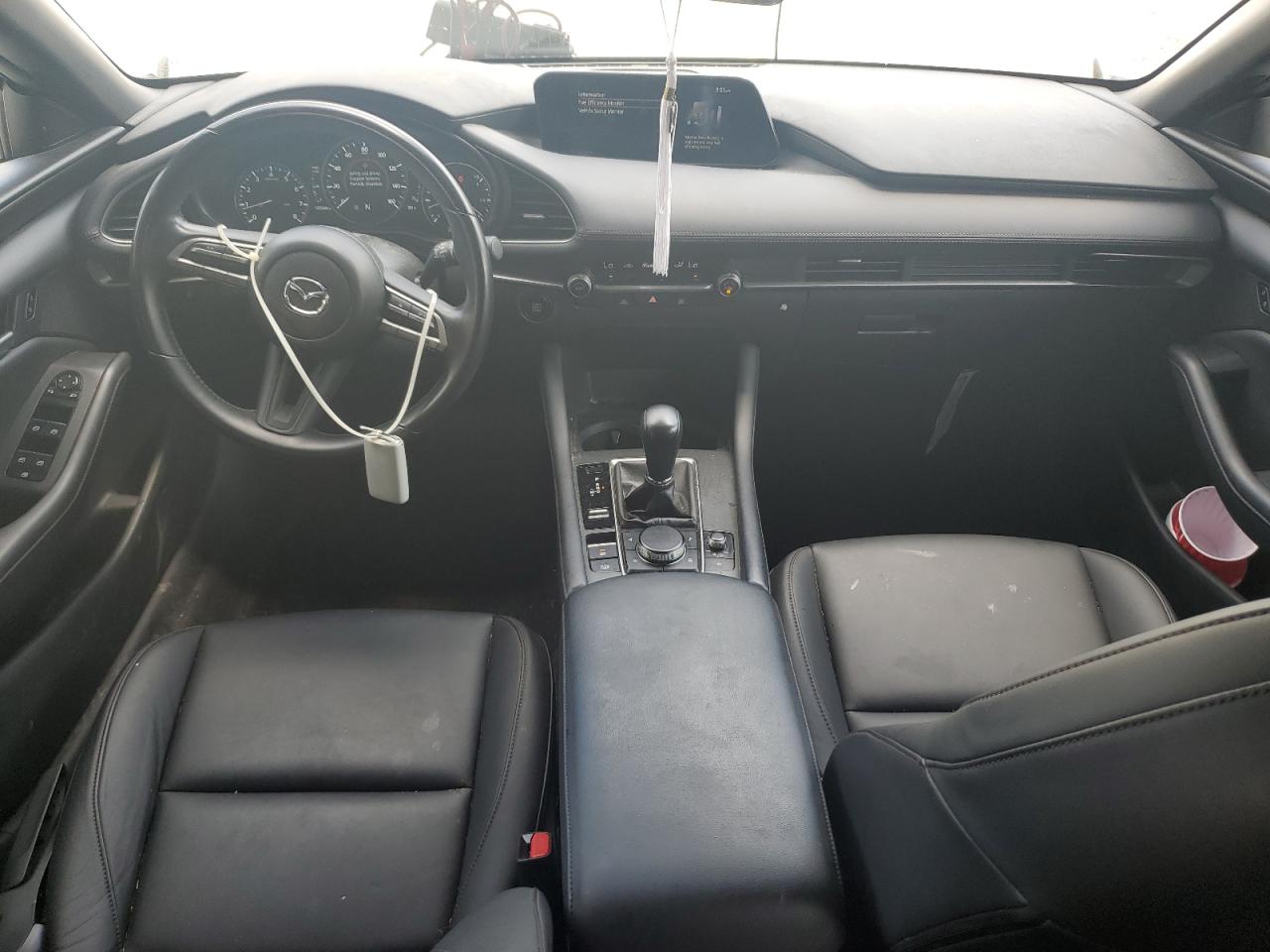 JM1BPAKL5N1518818 2022 Mazda 3 Select