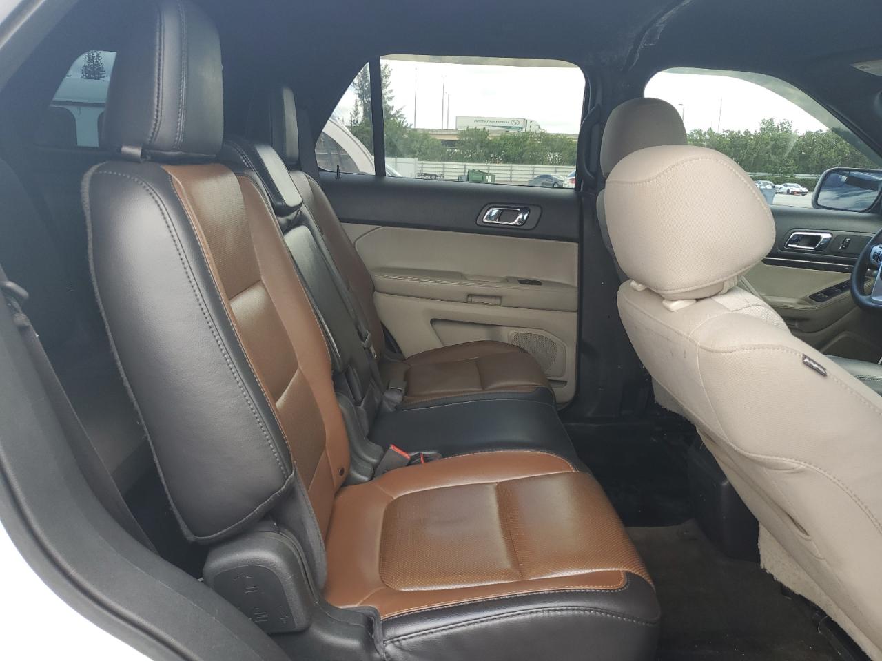 2013 Ford Explorer vin: 1FM5K7B8XDGA17280