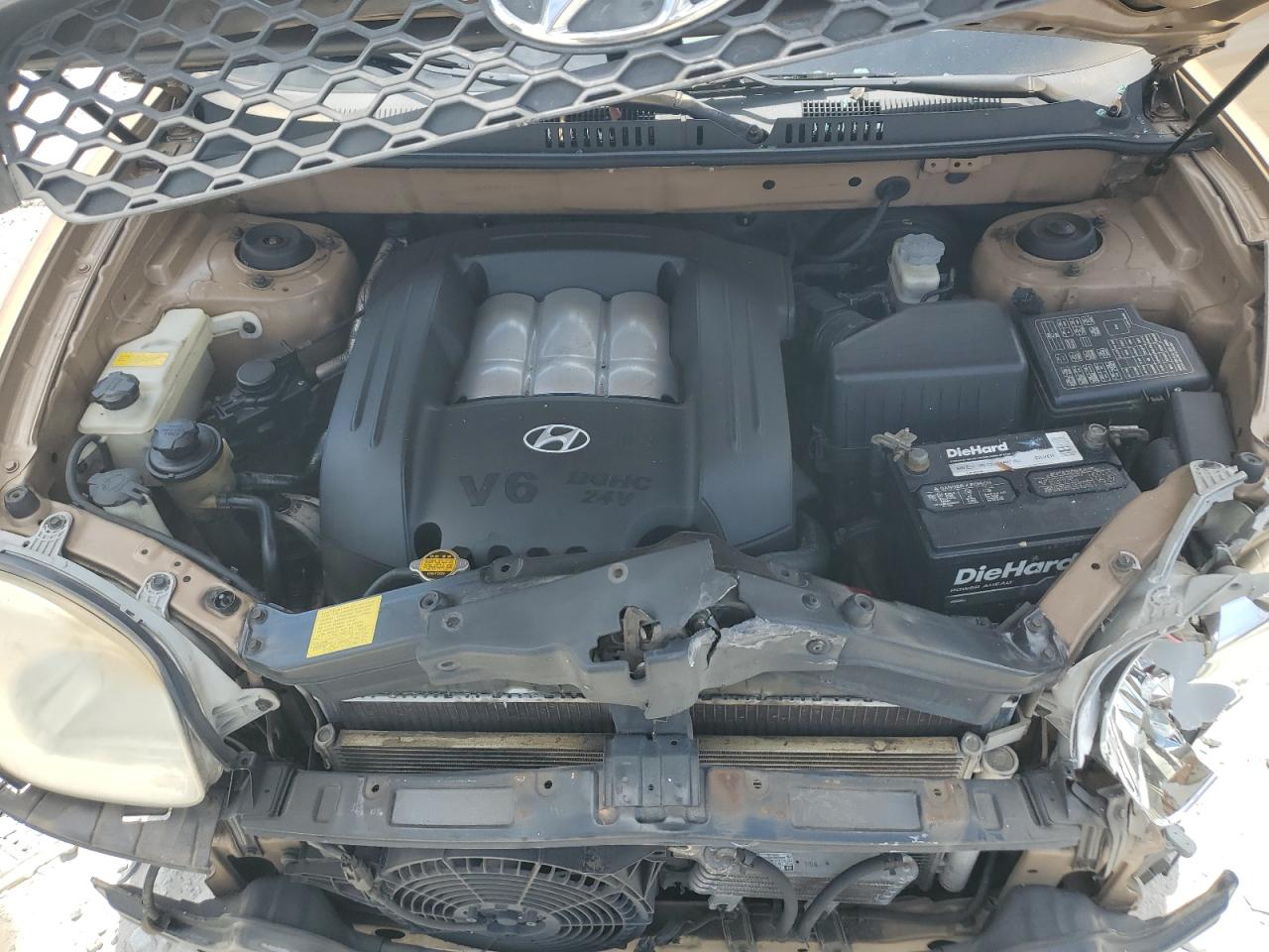 KM8SC13D32U329738 2002 Hyundai Santa Fe Gls