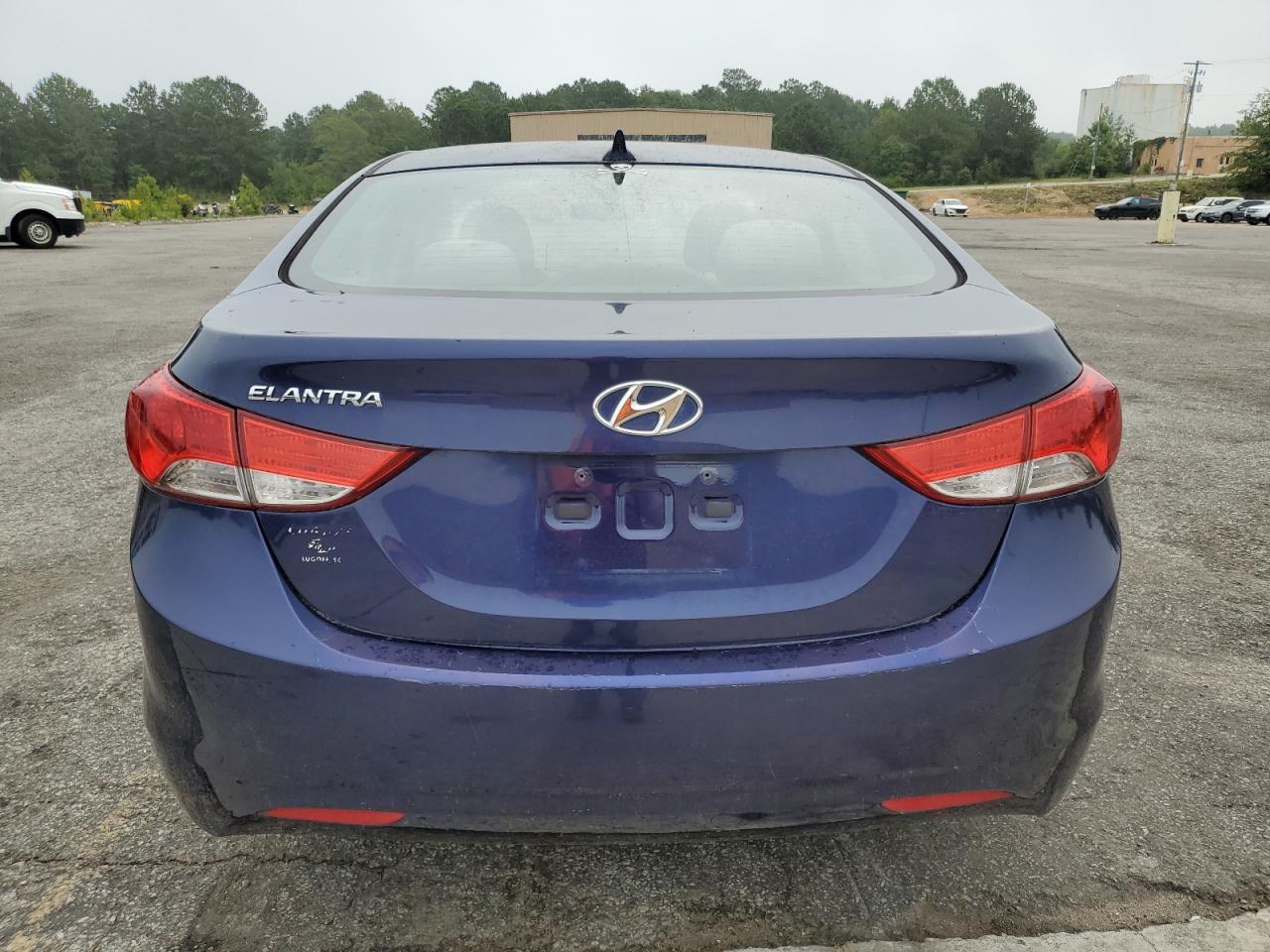 2012 Hyundai Elantra Gls vin: 5NPDH4AE2CH138237