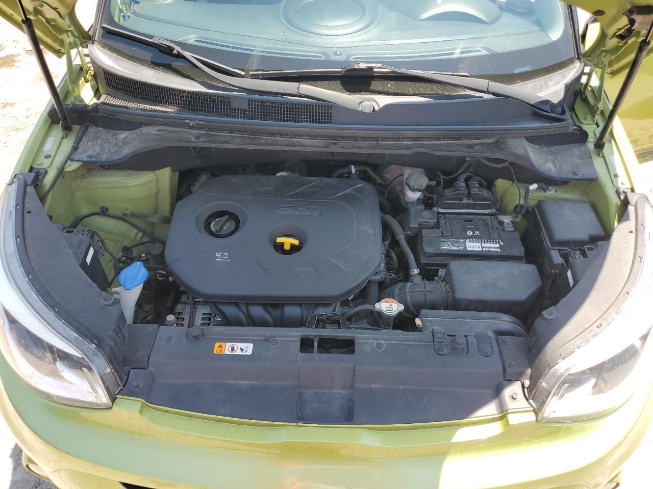 KNDJP3A51J7888343 2018 Kia Soul +