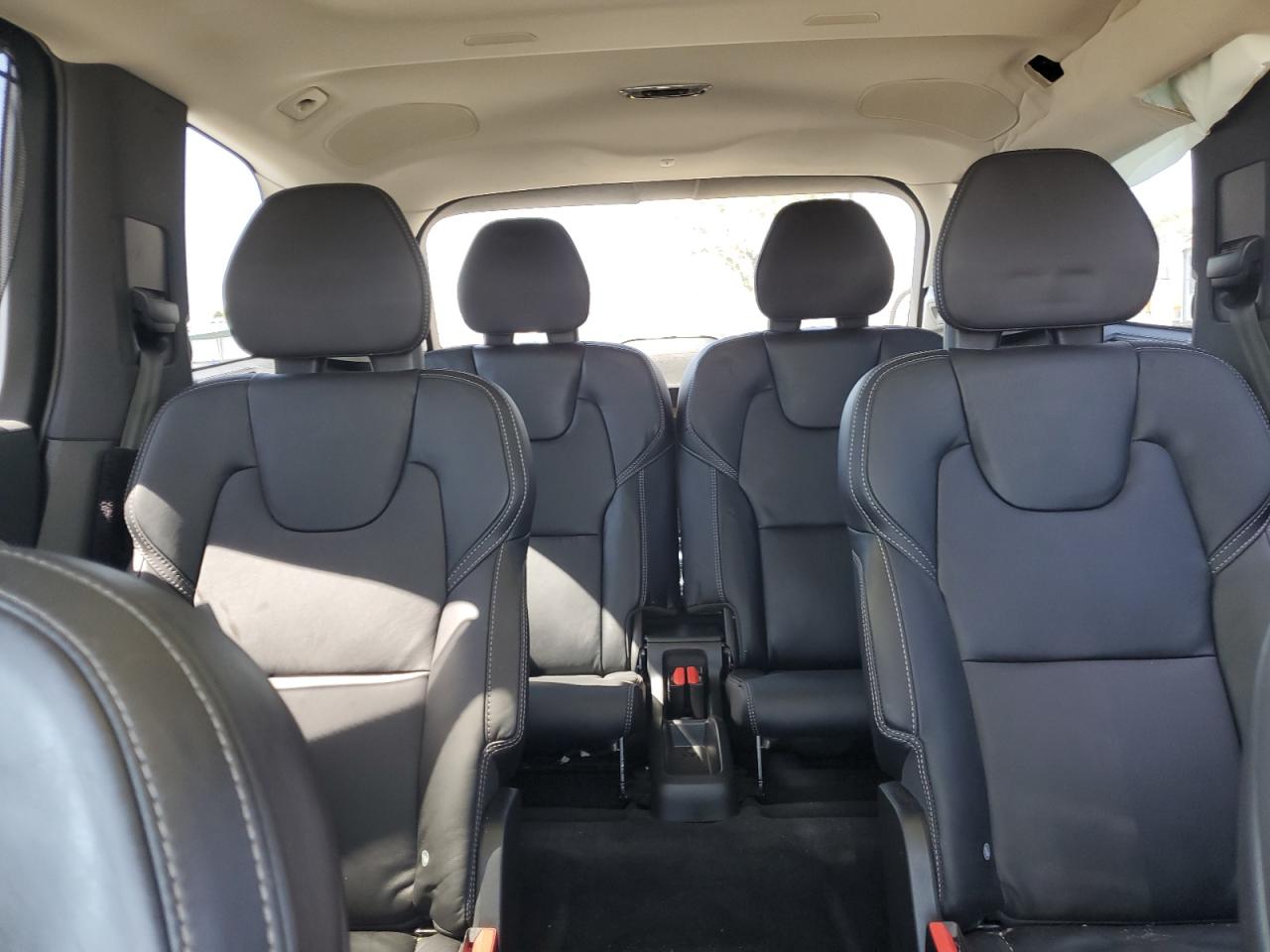 YV4H600L2N1827170 2022 Volvo Xc90 T8 Recharge Inscription
