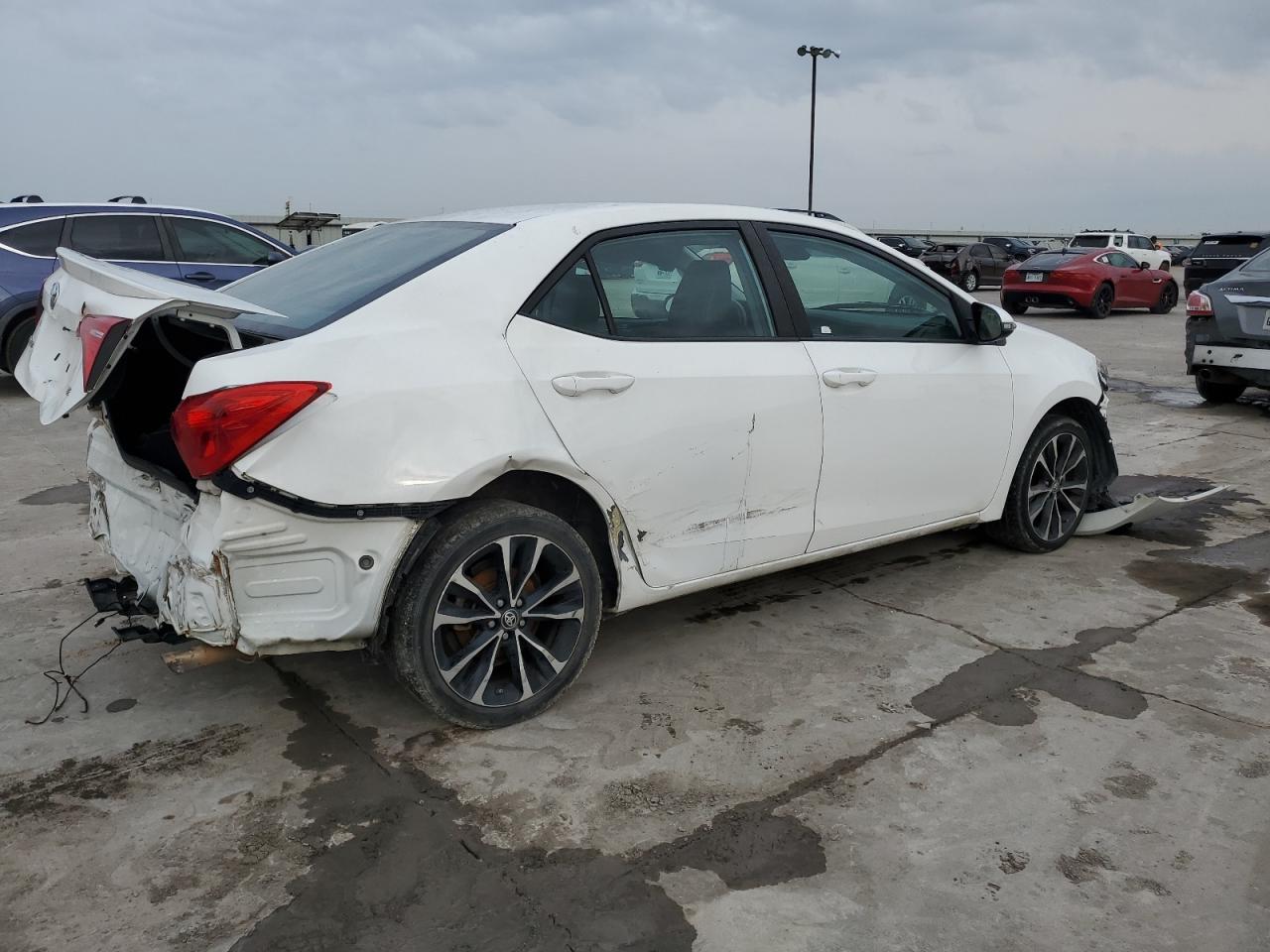 2019 Toyota Corolla L vin: 5YFBURHE0KP894656