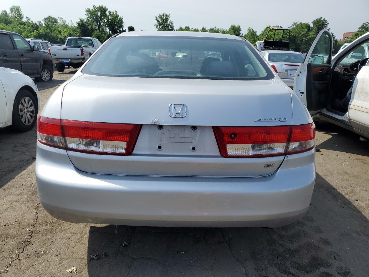 1HGCM56644A102946 2004 Honda Accord Ex