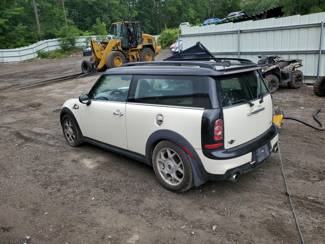 2014 Mini Cooper S Clubman vin: WMWZG3C5XET800559