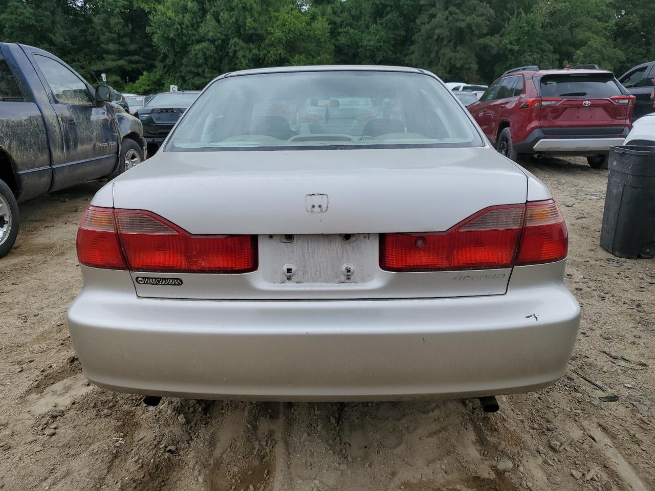 1HGCG1656XA023659 1999 Honda Accord Ex