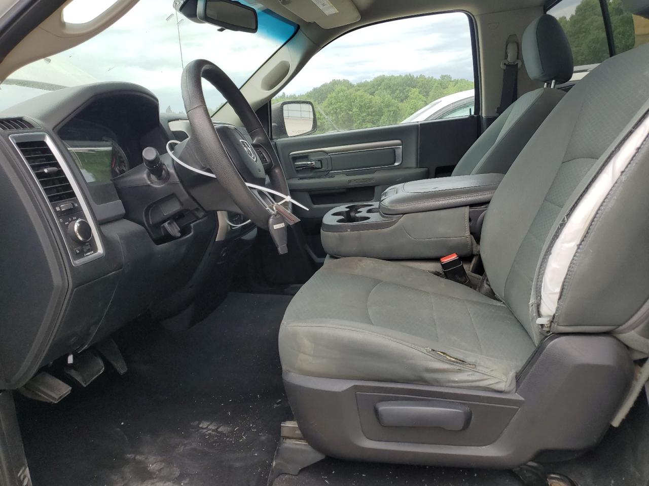 3C6JR7ET1GG282572 2016 Ram 1500 Slt