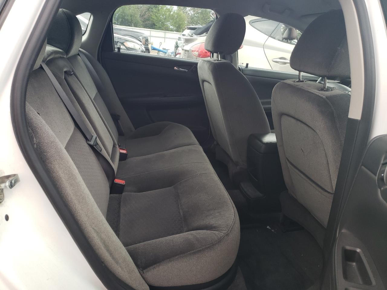 2G1WB5E34C1127842 2012 Chevrolet Impala Lt