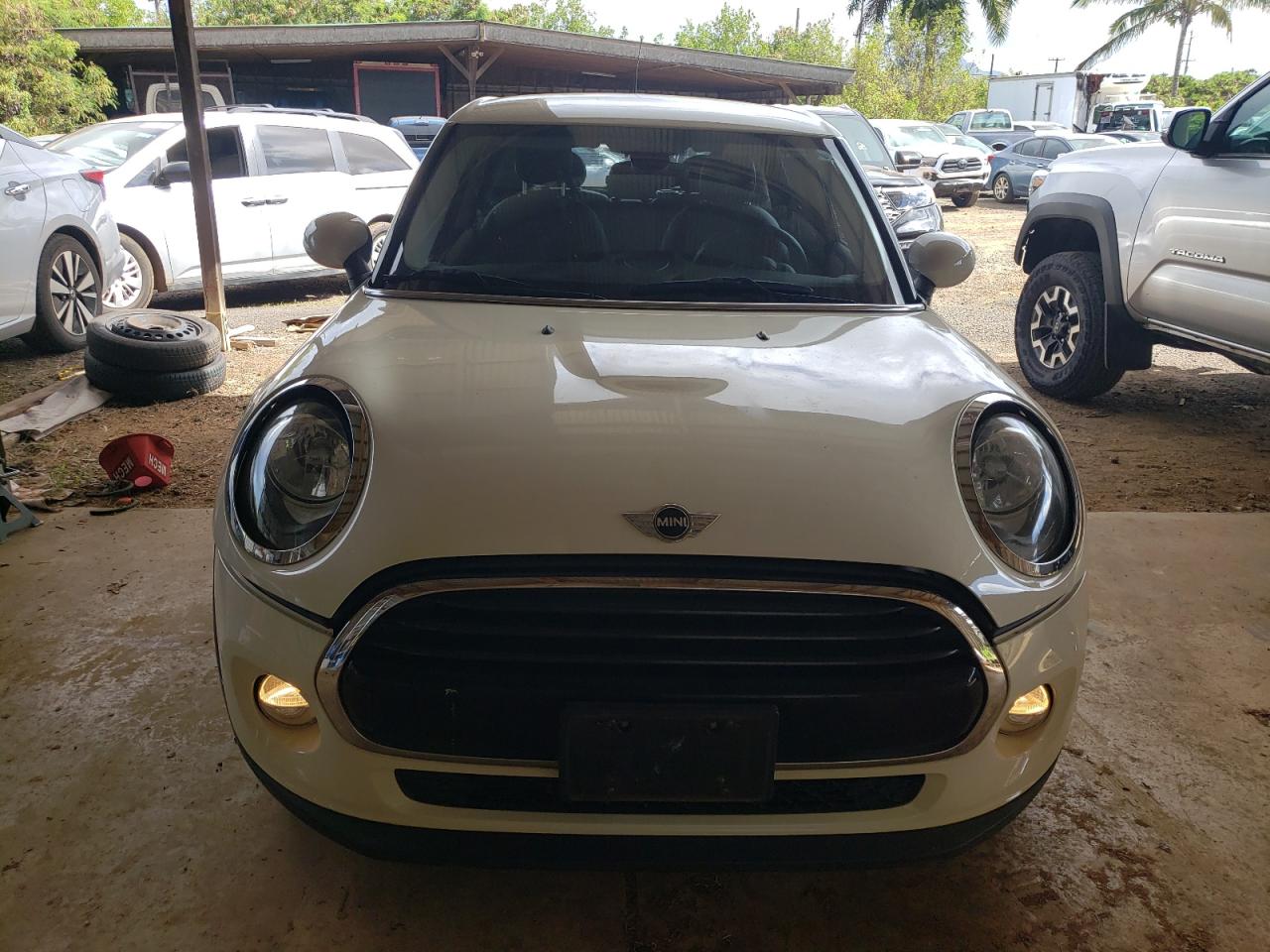 WMWXU1C52J2F80695 2018 Mini Cooper