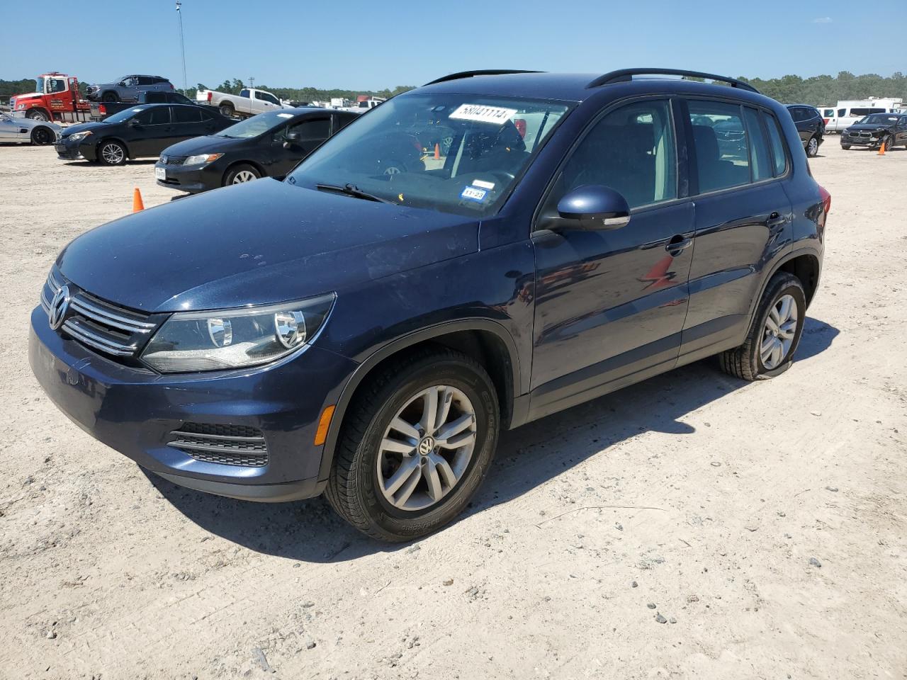 2016 Volkswagen Tiguan S vin: WVGAV7AX8GW559969