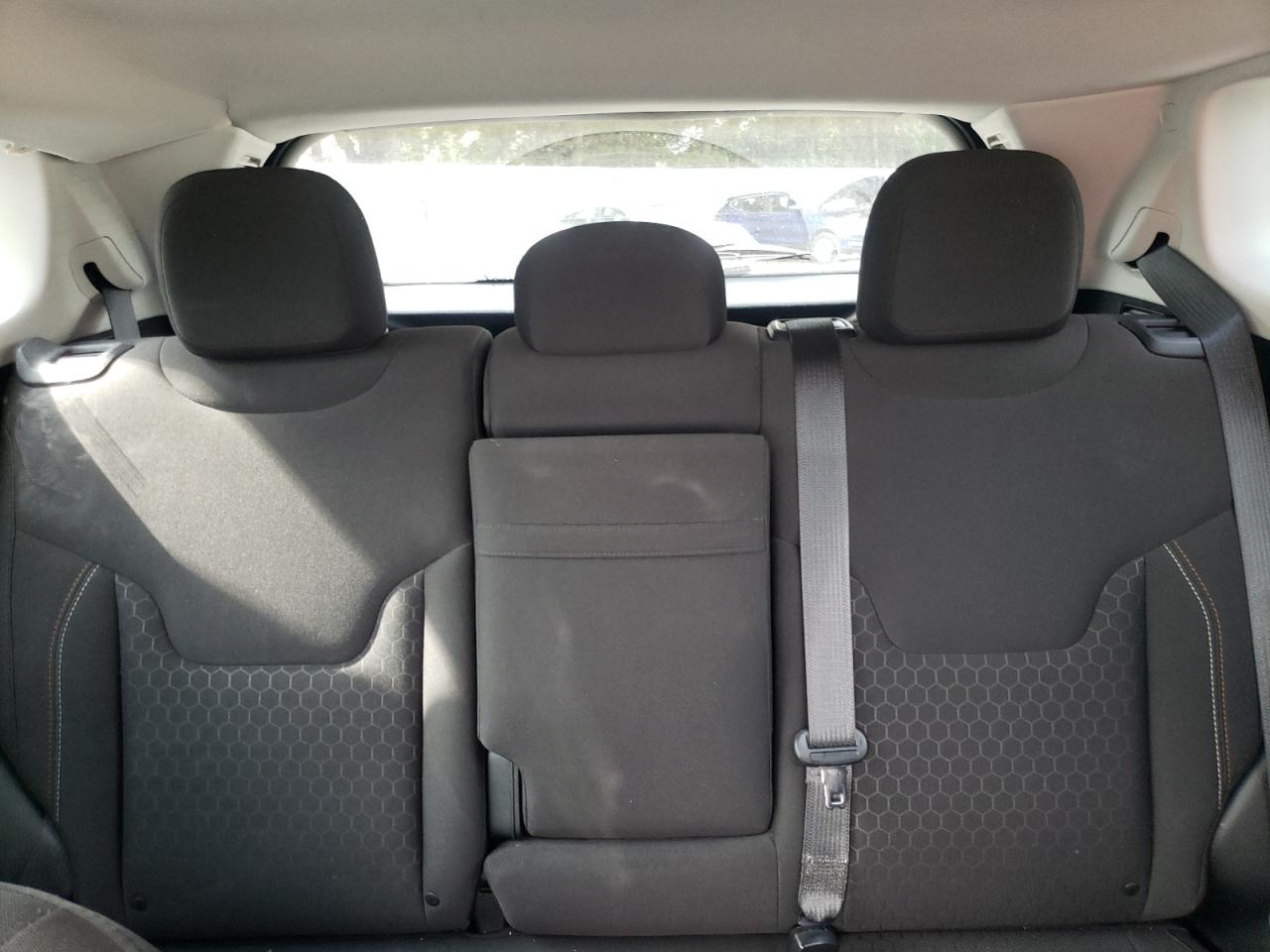 3C4NJCAB3JT408498 2018 Jeep Compass Sport