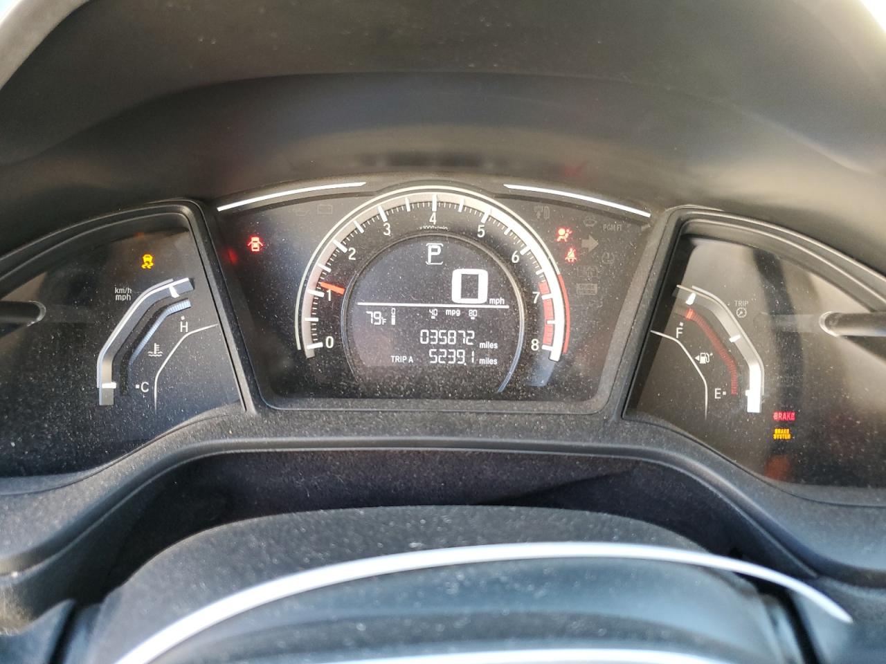 2018 Honda Civic Lx vin: 2HGFC2F57JH520579