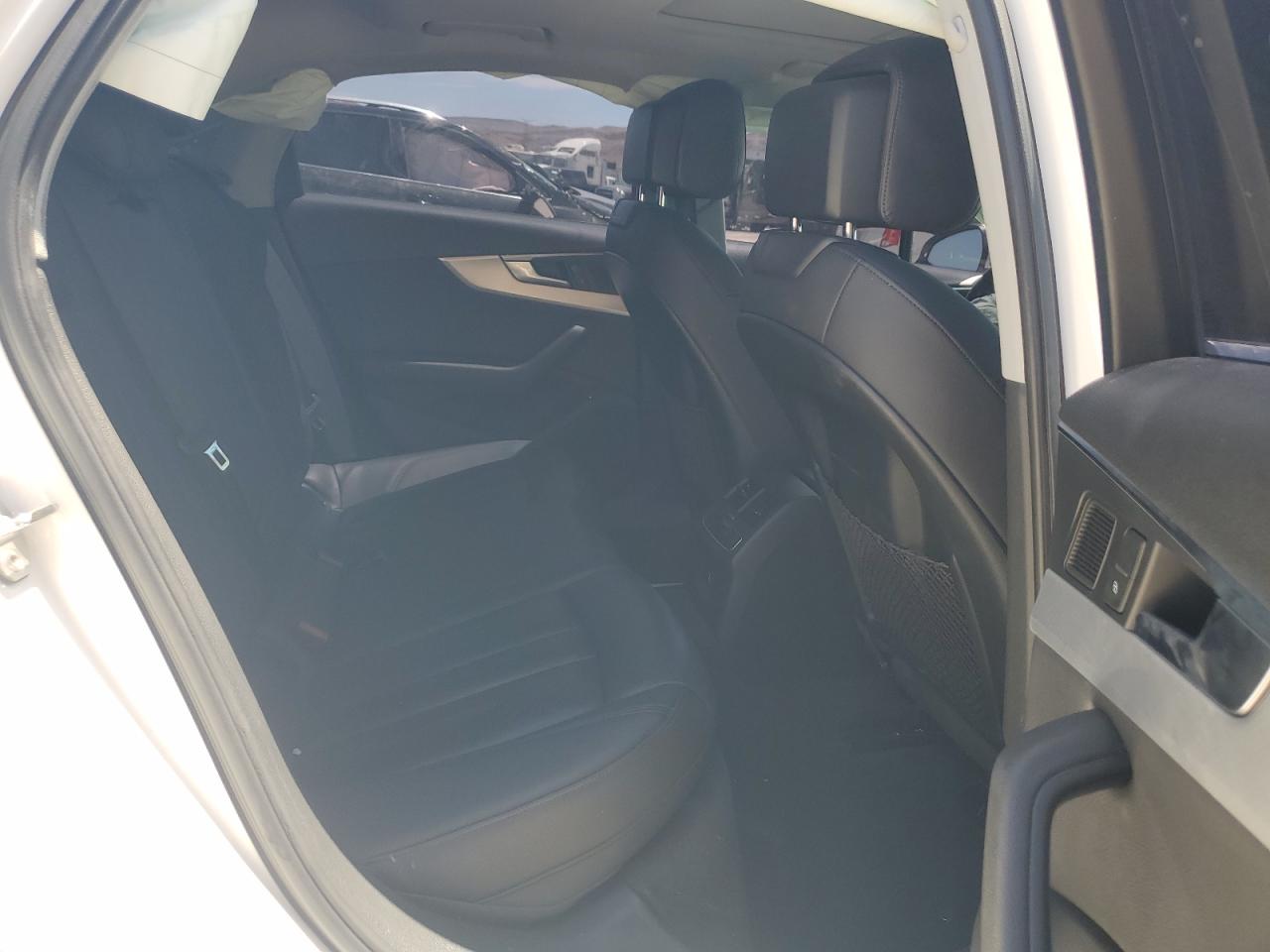 WAULNAF49HN009631 2017 Audi A4 Premium Plus