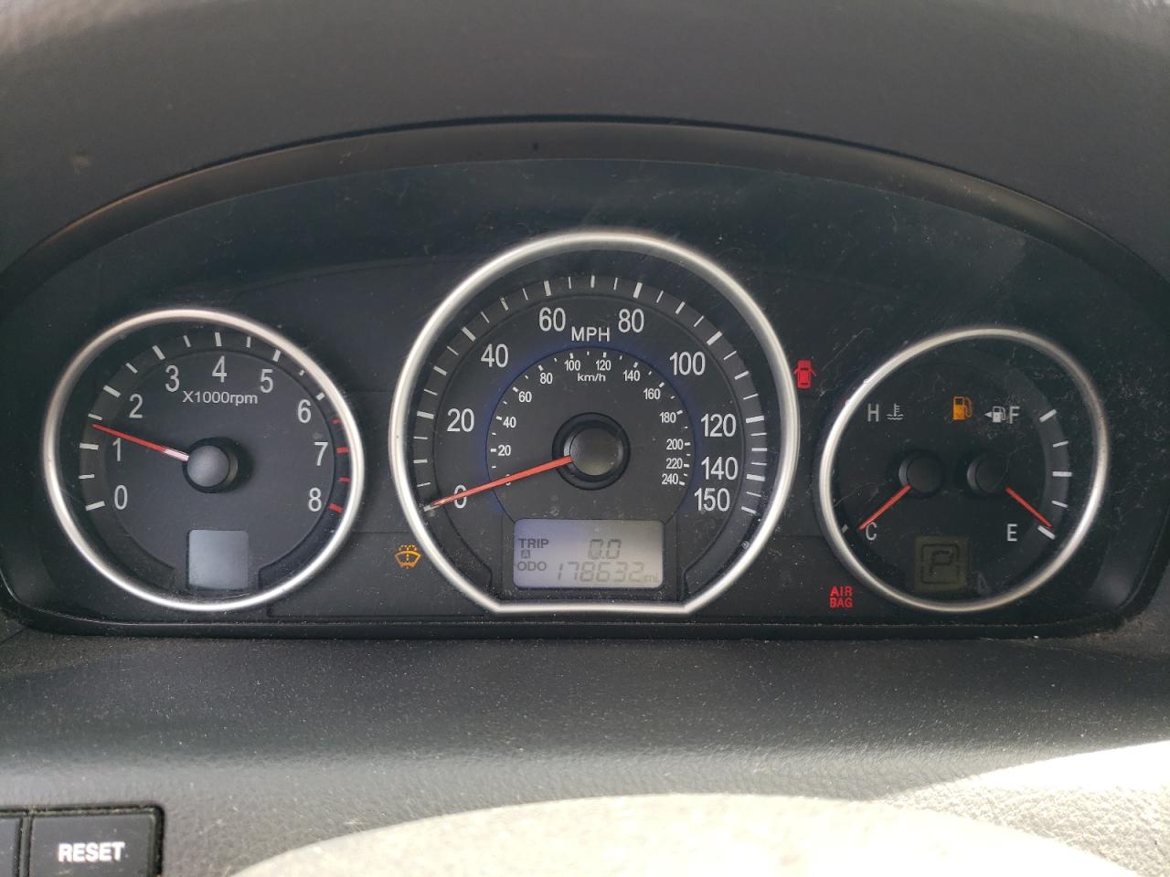 KM8NU73C27U012688 2007 Hyundai Veracruz Gls