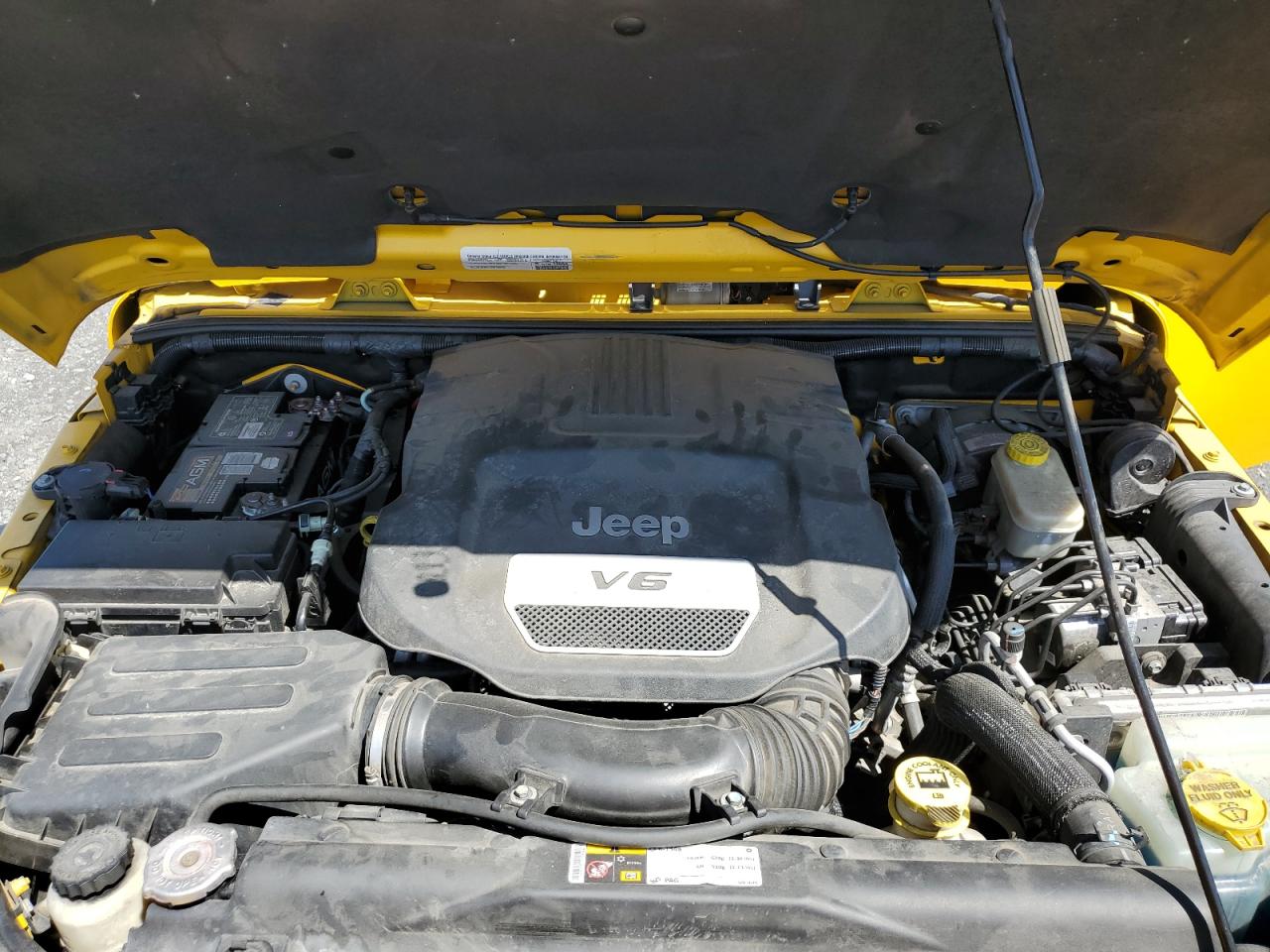 1C4BJWFG3FL542696 2015 Jeep Wrangler Unlimited Rubicon