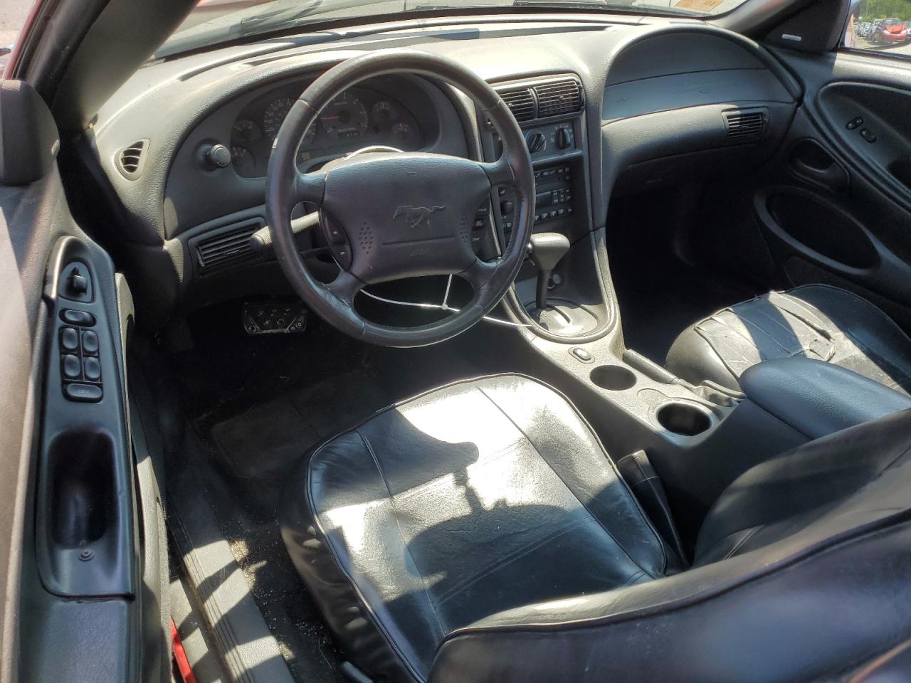 1FAFP44432F189937 2002 Ford Mustang