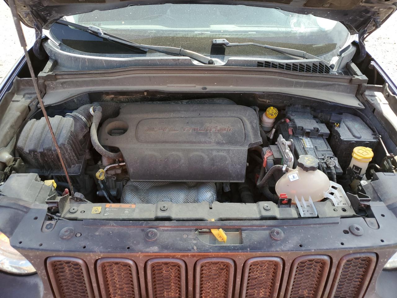 ZACCJBCT2GPC84070 2016 Jeep Renegade Trailhawk