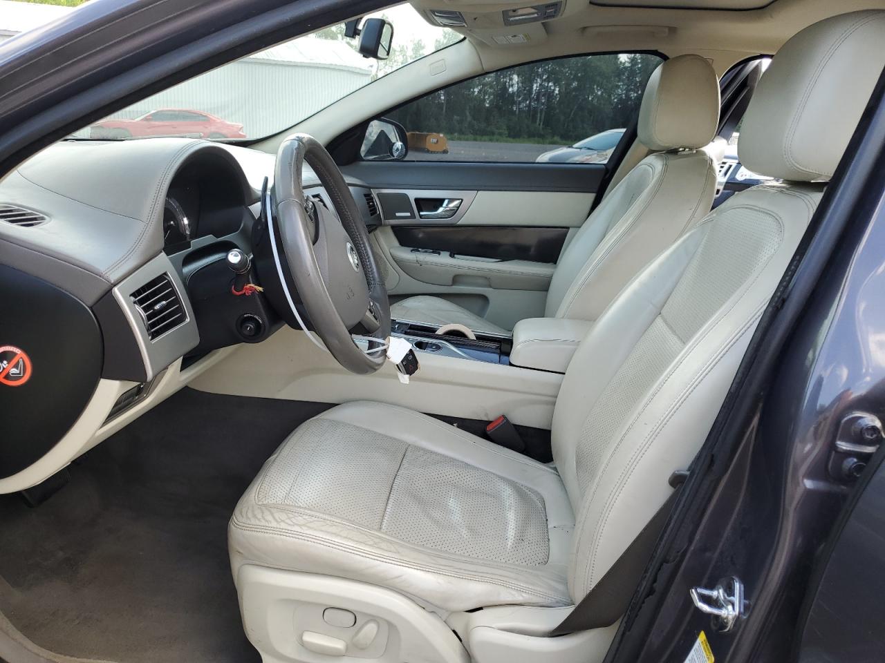 SAJXA06B19HR02158 2009 Jaguar Xf Premium Luxury