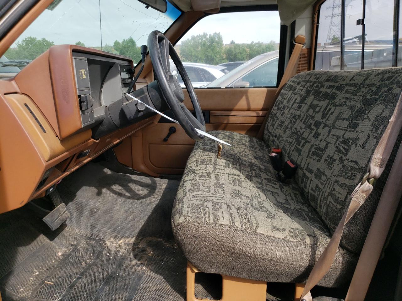 1GCGC24K5KE197749 1989 Chevrolet Gmt-400 C2500