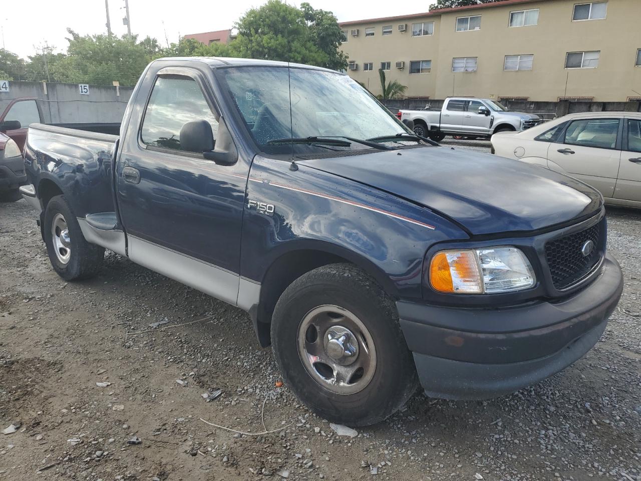 1FTRF07213KD87549 2003 Ford F150