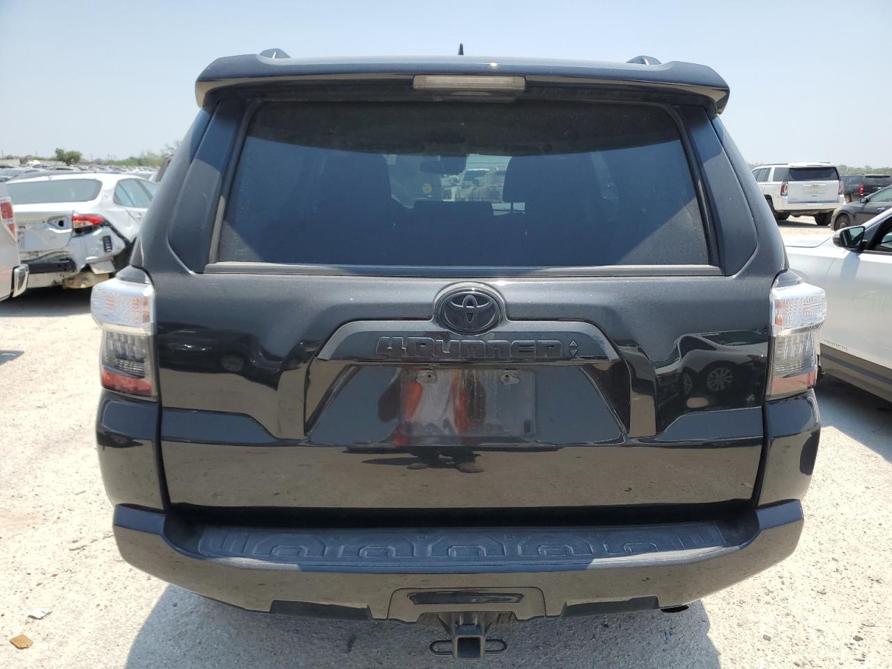 JTETU5JRXN6030747 2022 Toyota 4Runner Trail