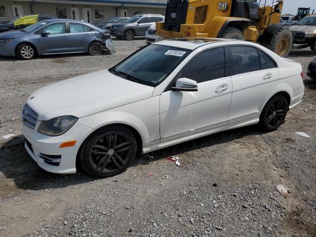 VIN WDDGF8ABXDG077733 2013 Mercedes-Benz C-Class, 3... no.1