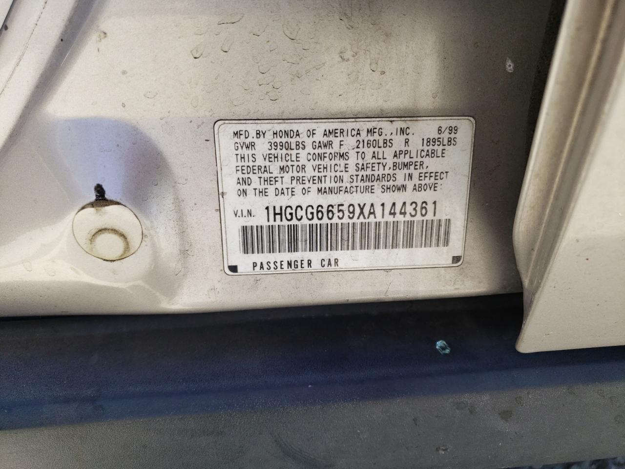1HGCG6659XA144361 1999 Honda Accord Lx