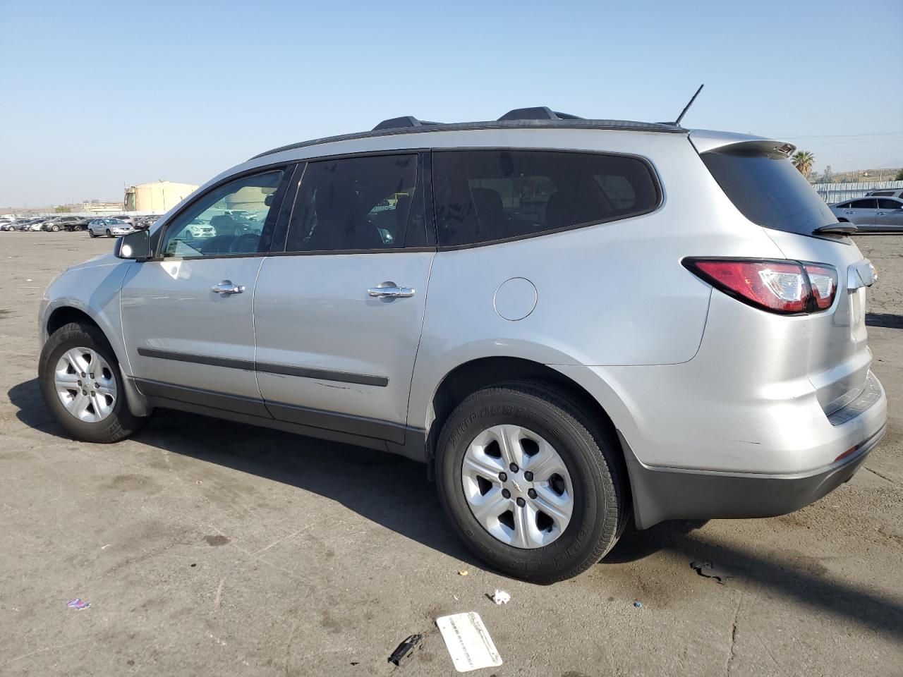 1GNKRFKD2GJ297107 2016 Chevrolet Traverse Ls