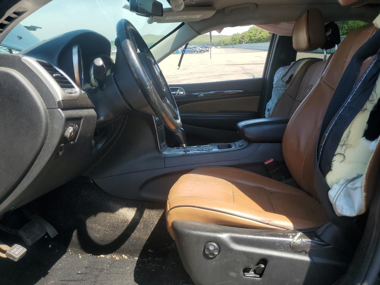 1C4RJFAG3DC586426 2013 Jeep Grand Cherokee Laredo