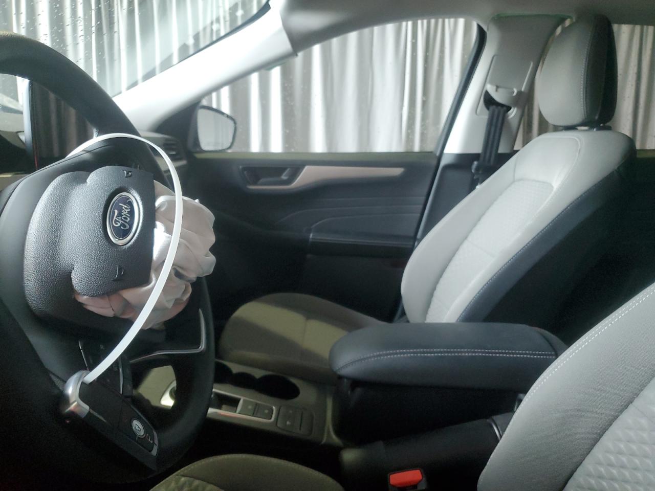 1FMCU9G6XNUA10885 2022 Ford Escape Se