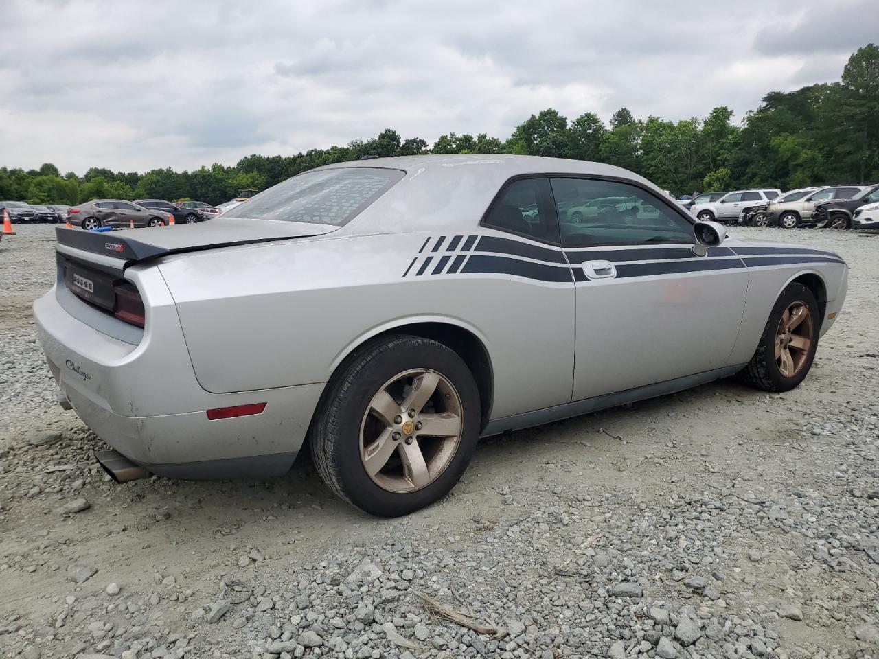 2B3LJ44V49H507551 2009 Dodge Challenger Se