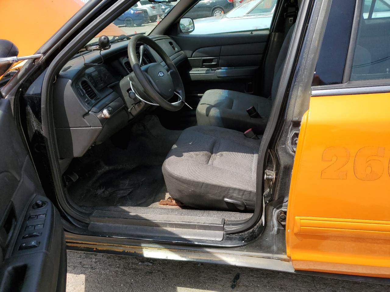 2FAHP71V89X115421 2009 Ford Crown Victoria Police Interceptor