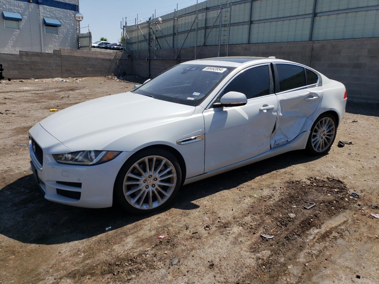 SAJAH4BV0HA946894 JAGUAR XE FIRST E 2017