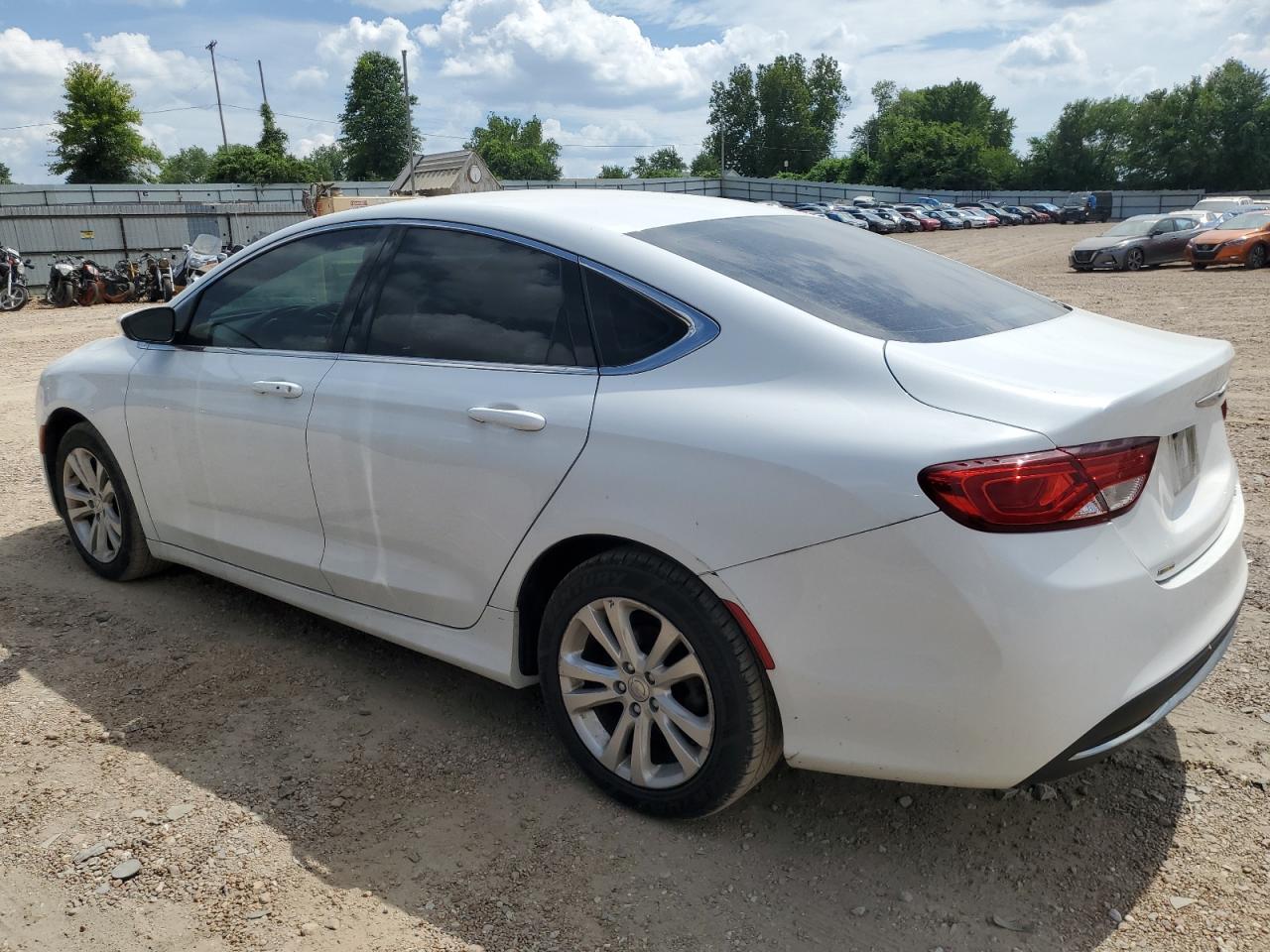 2015 Chrysler 200 Limited vin: 1C3CCCABXFN649259