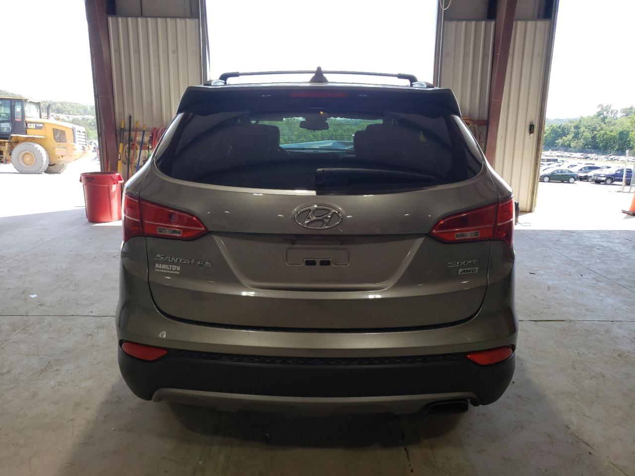 2016 Hyundai Santa Fe Sport vin: 5XYZUDLB5GG332181