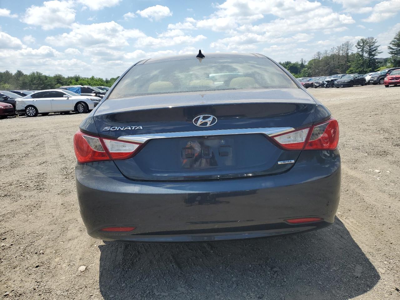 5NPEC4ACXDH597857 2013 Hyundai Sonata Se