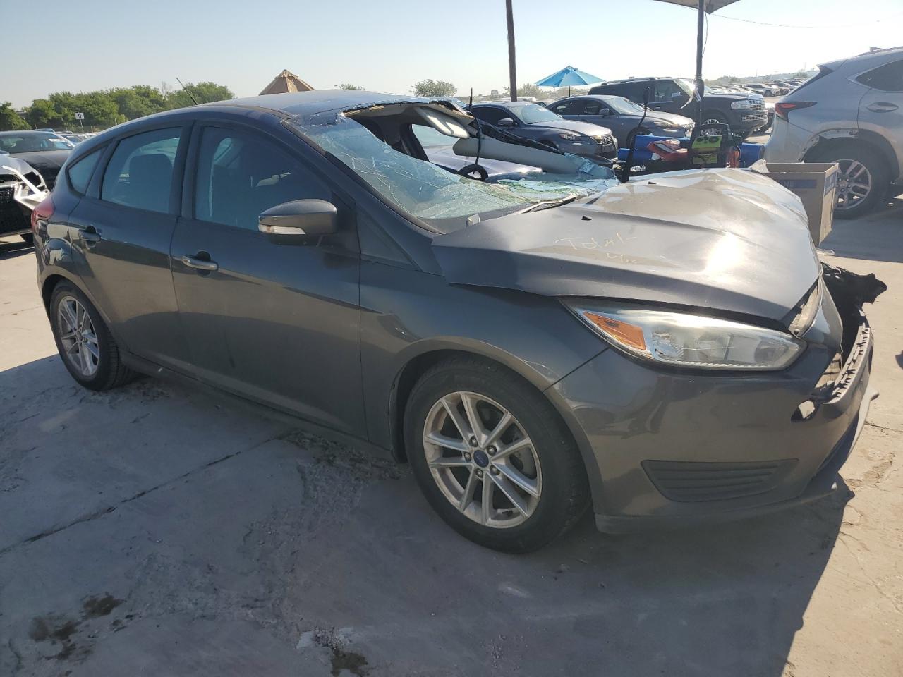 1FADP3K21GL315742 2016 Ford Focus Se