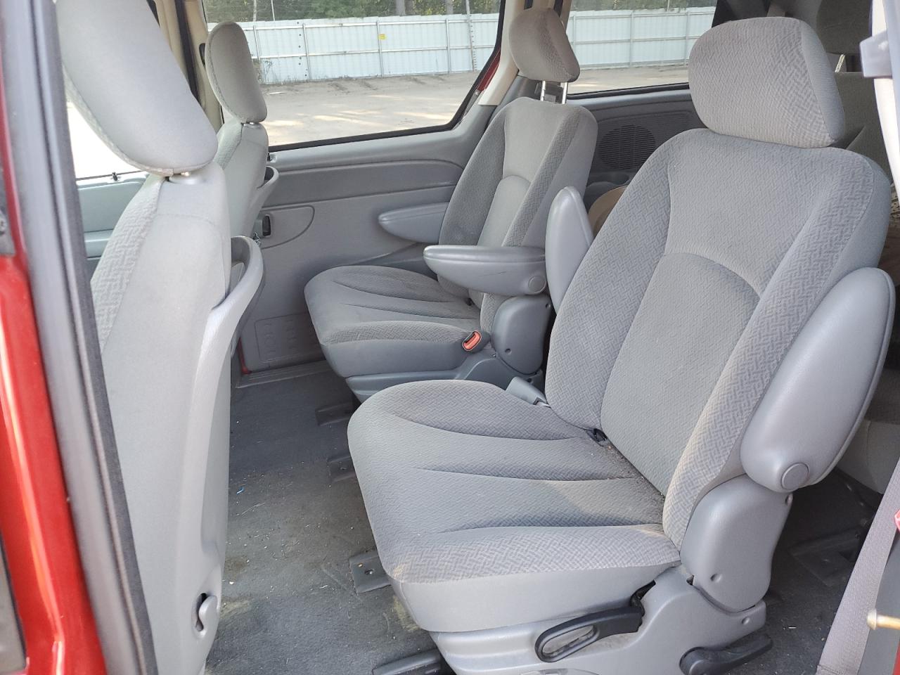 1A4GP45R26B656569 2006 Chrysler Town & Country