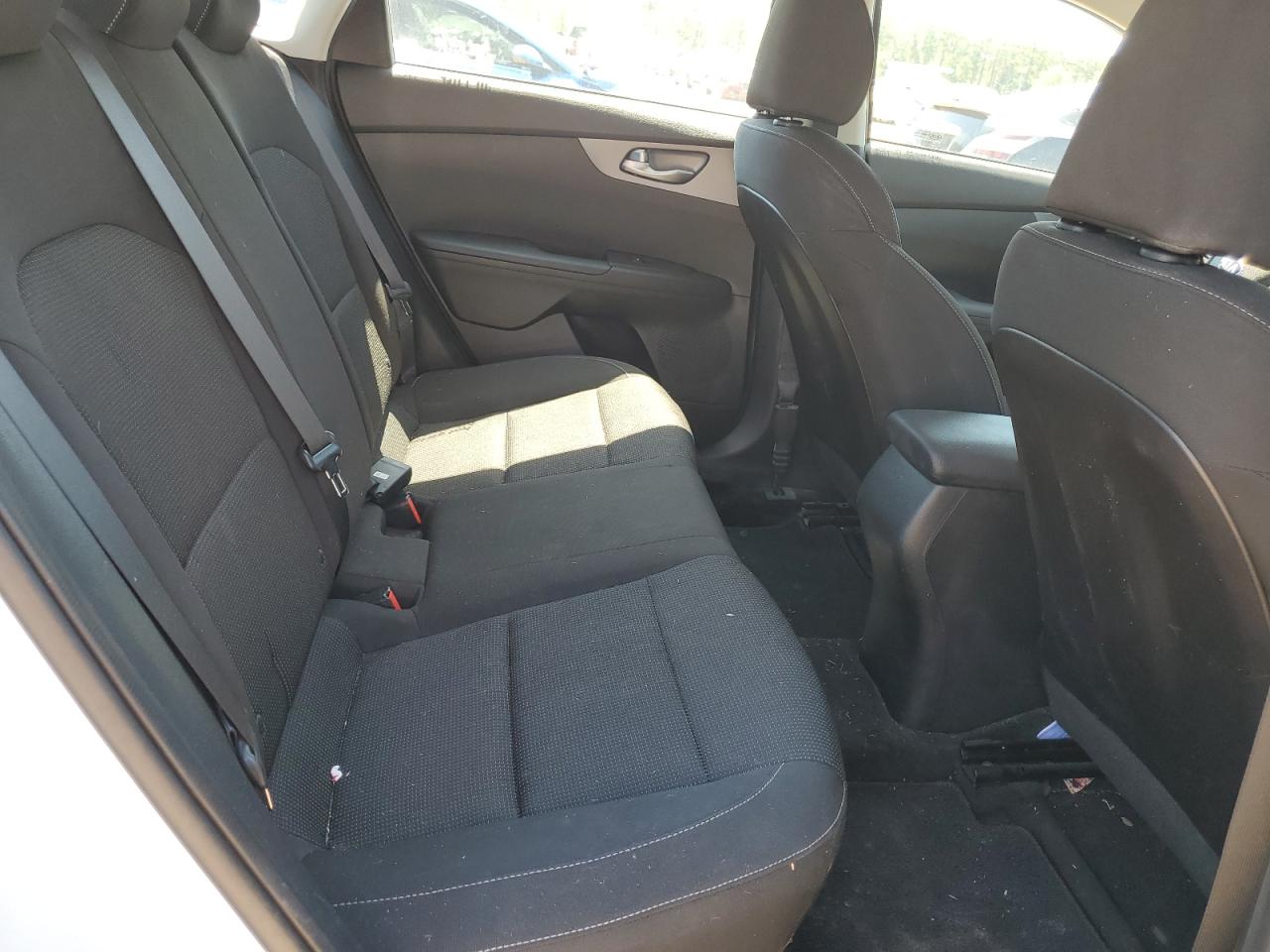 3KPF24AD2ME369064 2021 Kia Forte Fe