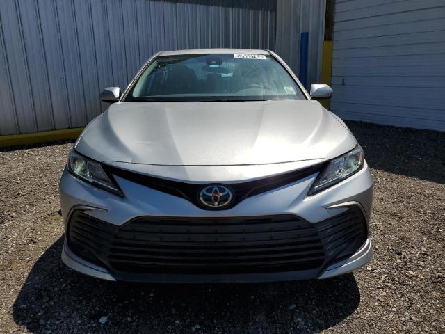 VIN 4T1C11AKXPU081717 2023 Toyota Camry, LE no.5