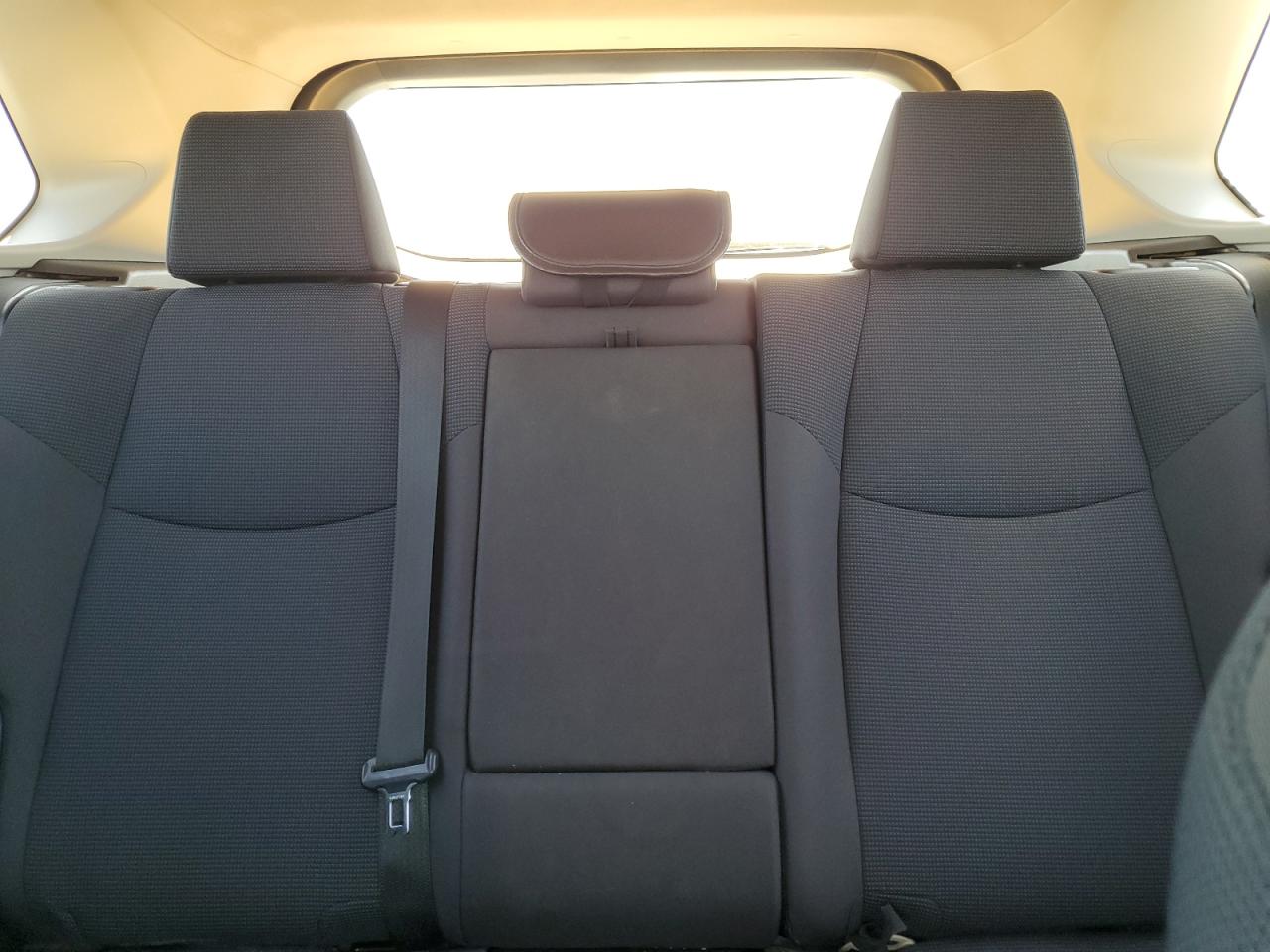 JTMMWRFV2MD124728 2021 Toyota Rav4 Le