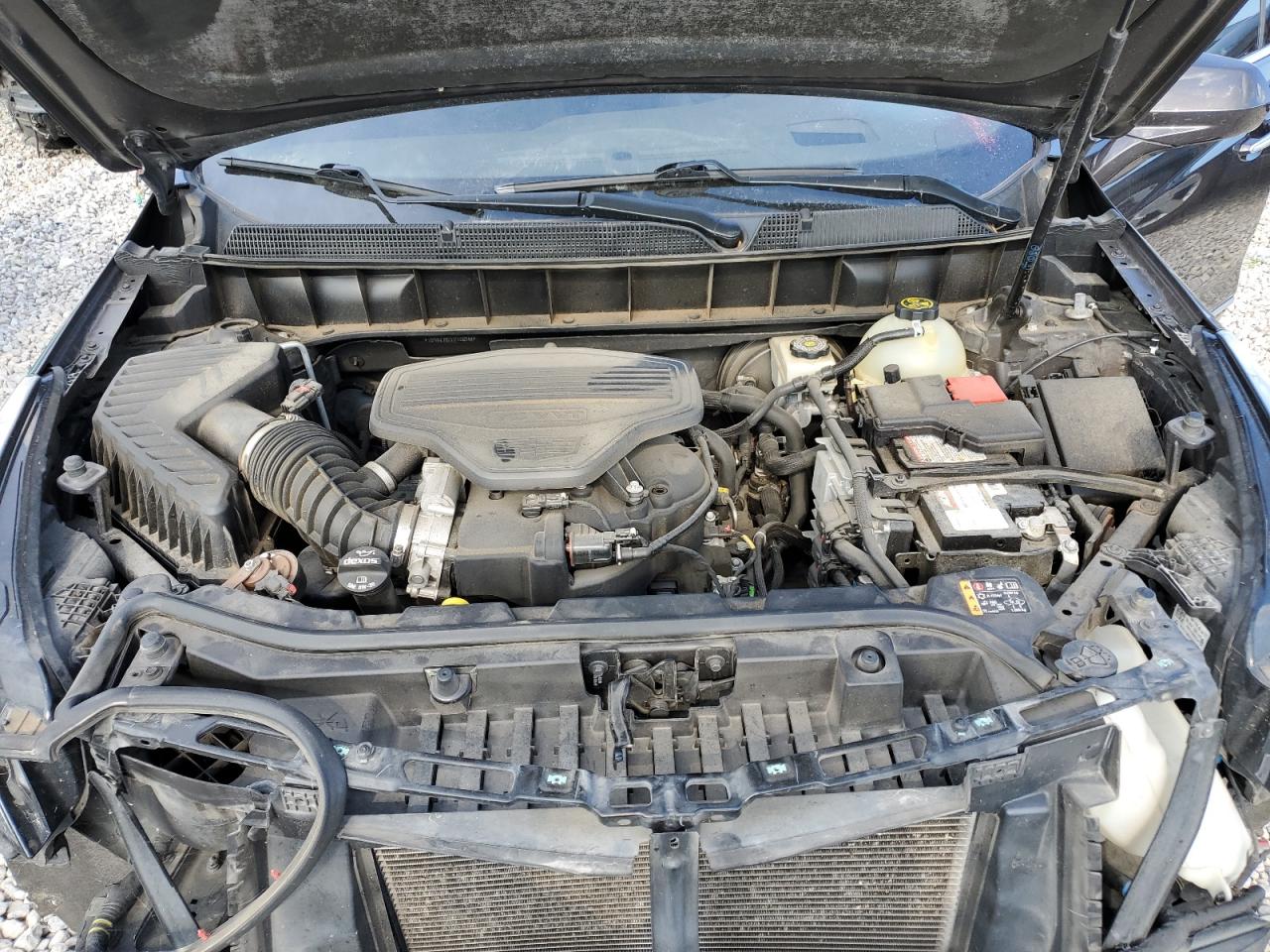 1GYKNFRS7HZ166244 2017 Cadillac Xt5 Platinum