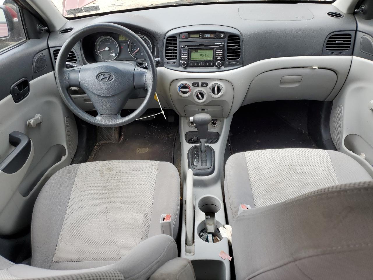 KMHCN46C18U235885 2008 Hyundai Accent Gls