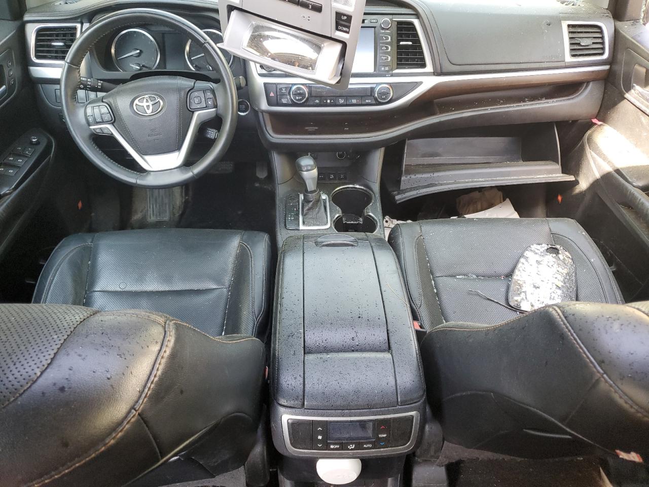 5TDDKRFH0GS252657 2016 Toyota Highlander Limited