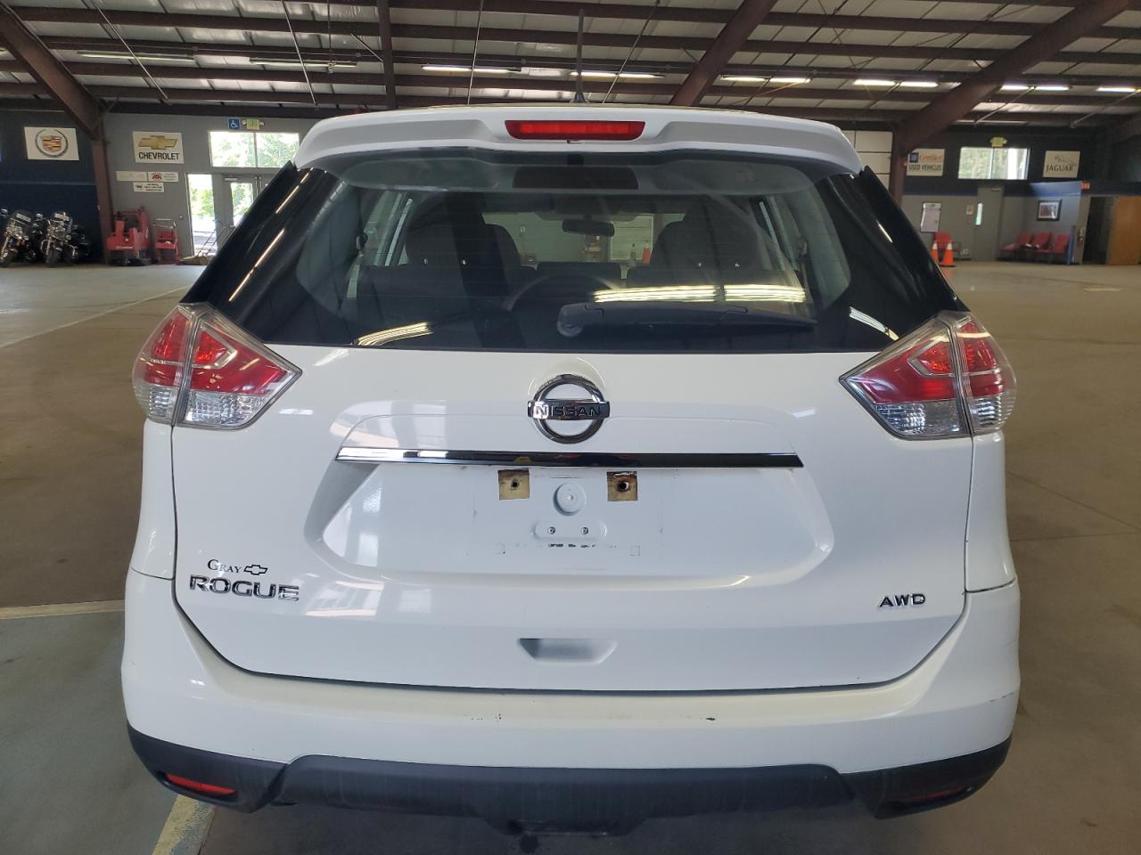 2016 Nissan Rogue S vin: KNMAT2MV3GP686887