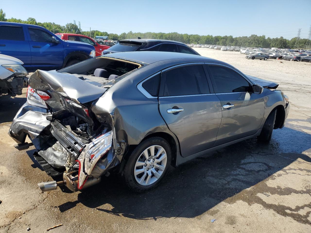 2017 Nissan Altima 2.5 vin: 1N4AL3AP5HN350950