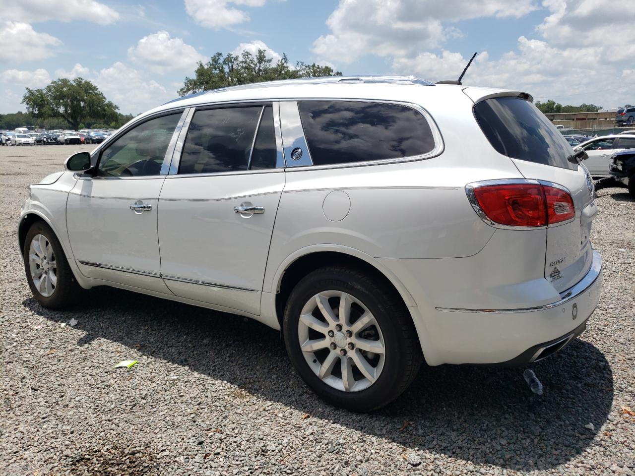 5GAKRCKD5HJ260725 2017 Buick Enclave