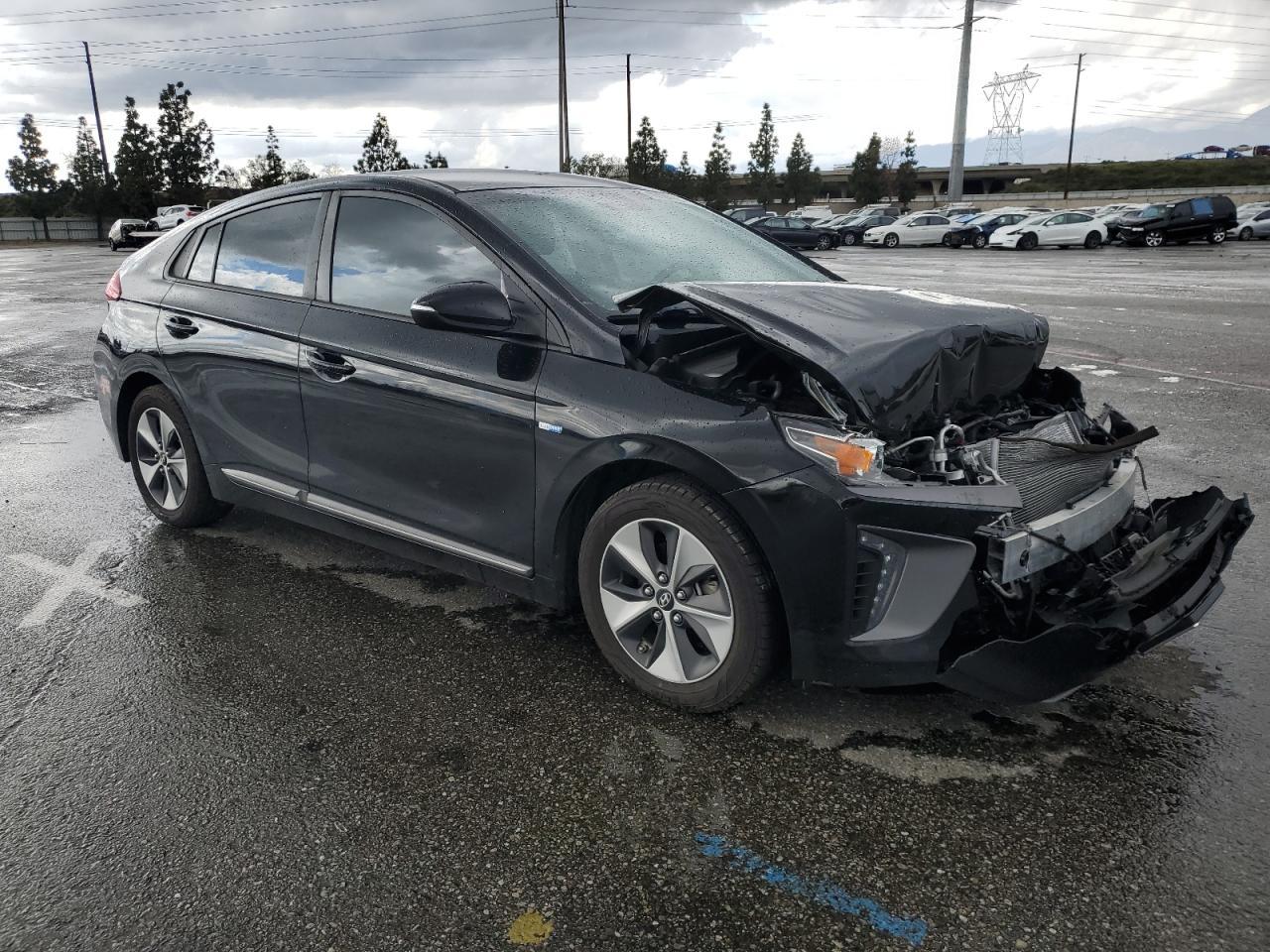 KMHC75LH9JU028926 2018 Hyundai Ioniq