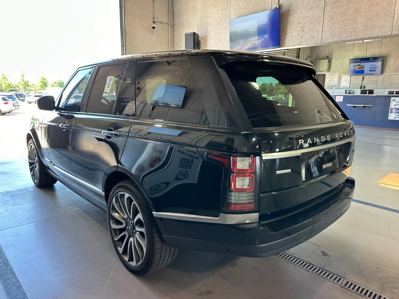 2015 Land Rover Range Rover Autobiography vin: SALGV2TF7FA201966